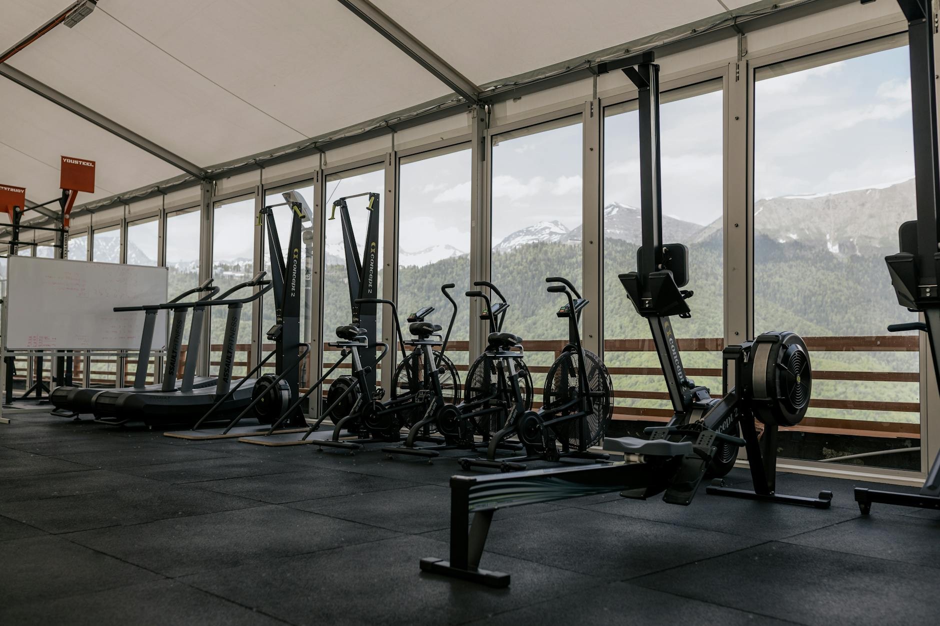 commercial home gym setup ideas - 20 Brilliant Commercial Home Gym Setup Ideas Worth Trying This Year